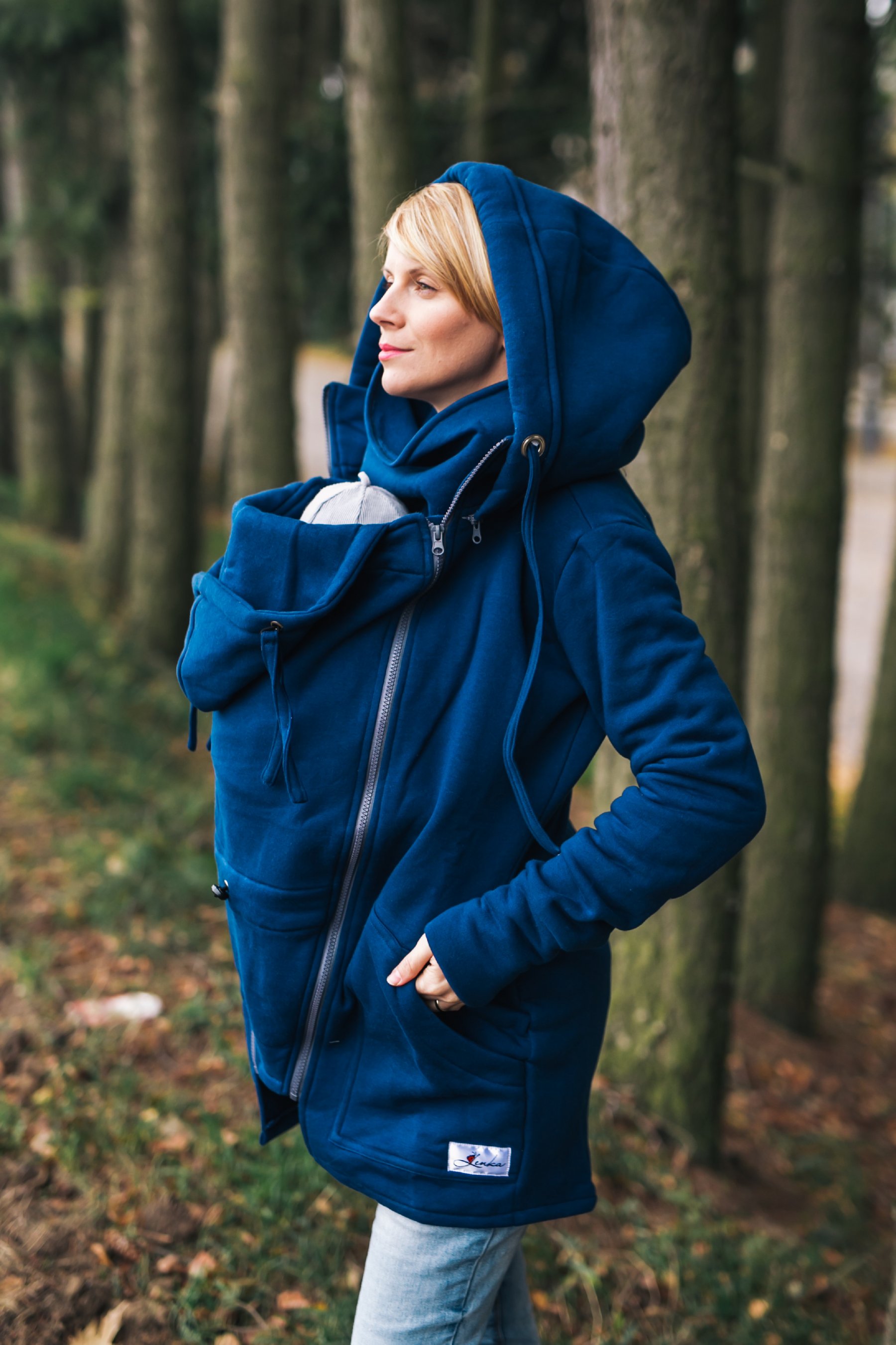 babywearing hoodie