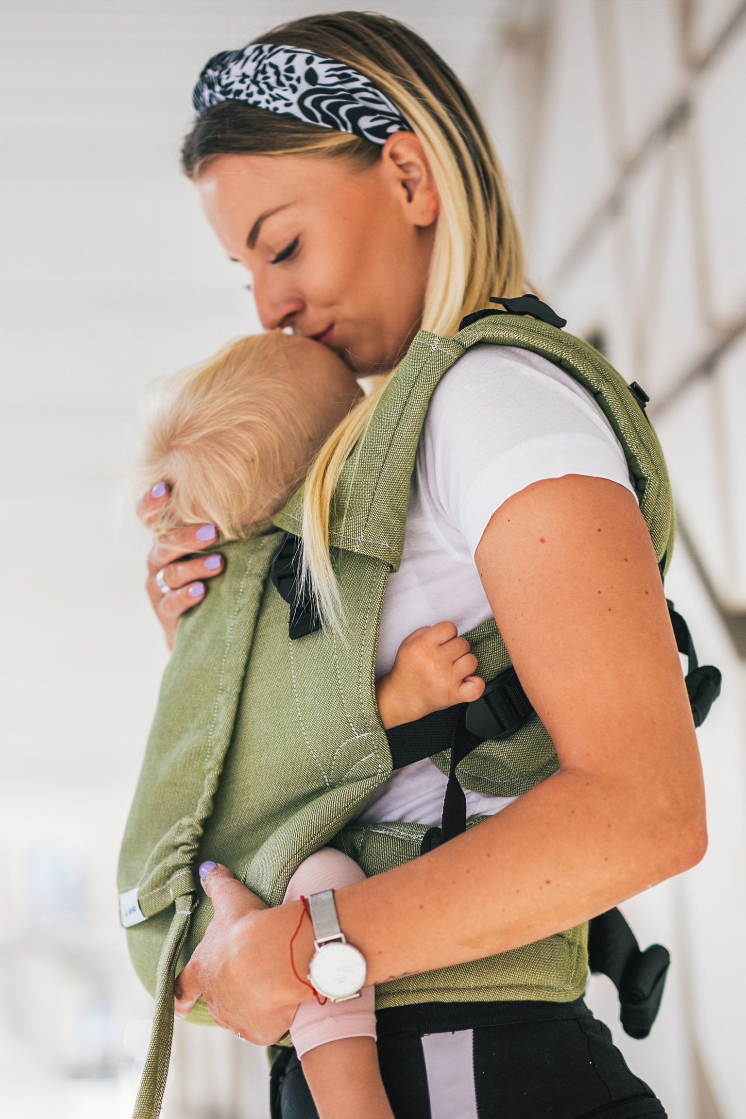 budu baby carrier